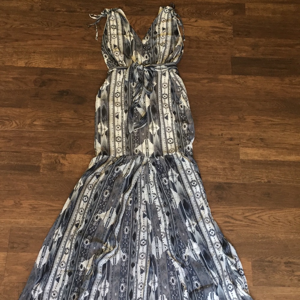 NEW Lulus Dress